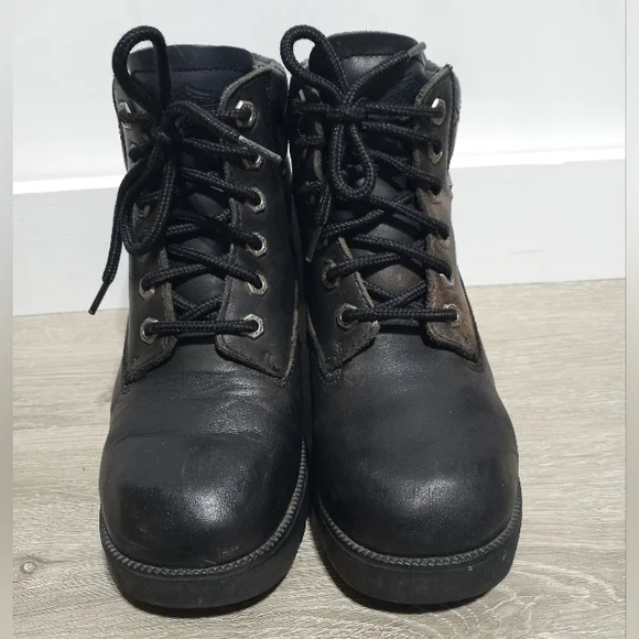 Harley-Davidson Woman's Black Leather Platform Heeled Boots Size 6.5 - Picture 2 of 11